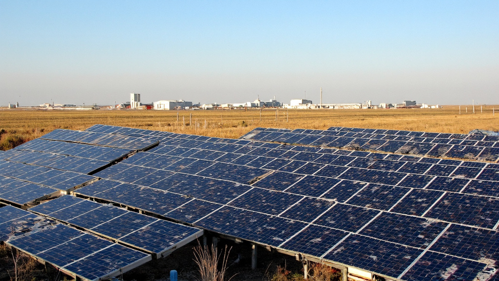 Featured image for “Solar Panel End-of-Life: What Happens After They Retire”